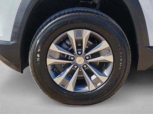 New 2026 Chevrolet Equinox LT image 10