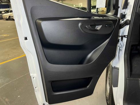Used 2025 Mercedes-Benz Sprinter 2500 image 17