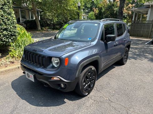 Used 2019 Jeep Renegade Sport AWD/4WD image 3