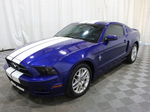 Used 2014 Ford Mustang Premium w/ Electronics Package image 33