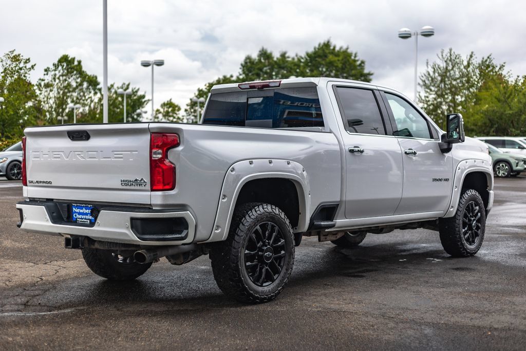 Used 2020 Chevrolet Silverado 3500 High Country w/ Z71 Off-Road Package AWD/4WD image 7
