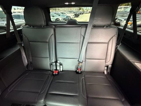 Used 2023 GMC Yukon XL Denali w/ Advanced Technology Package AWD/4WD image 16