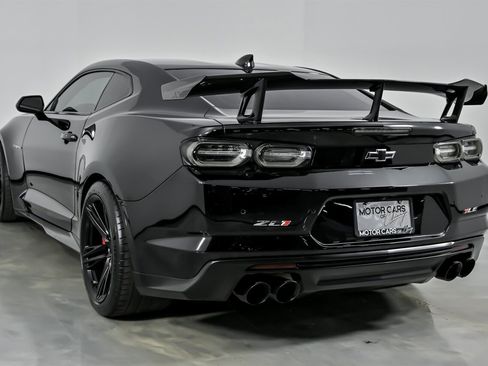 Used 2020 Chevrolet Camaro ZL1 image 10