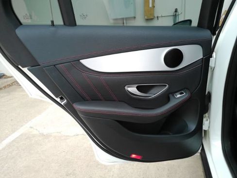 Used 2017 Mercedes-Benz GLC 43 AMG 4MATIC image 17