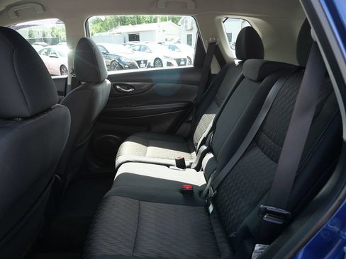 Used 2018 Nissan Rogue S AWD/4WD image 22