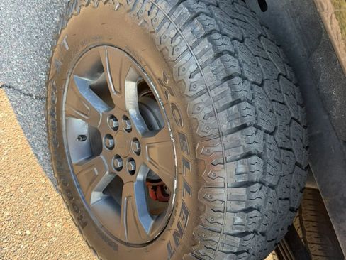 Used 2015 Chevrolet Colorado Z71 image 20