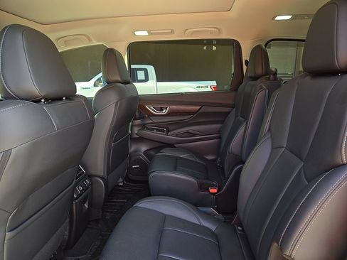 Used 2024 Subaru Ascent Touring w/ Popular Package #2 AWD/4WD image 11