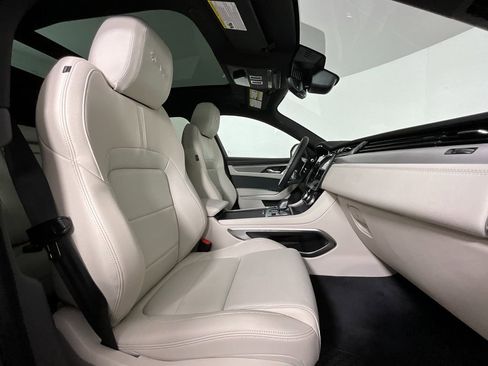 New 2026 Jaguar F-PACE R-Dynamic S image 3