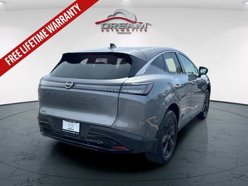 Used 2025 Nissan Murano SV AWD/4WD image 12