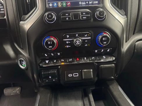 Used 2021 Chevrolet Silverado 3500 LTZ w/ LTZ Premium Package image 11