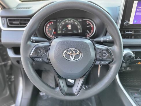 Used 2024 Toyota RAV4 LE image 22