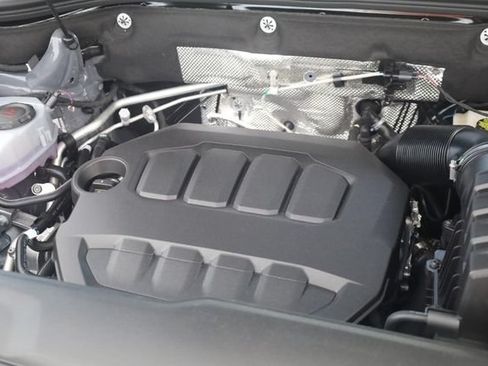 New 2026 Volkswagen Atlas Peak Edition AWD/4WD image 25
