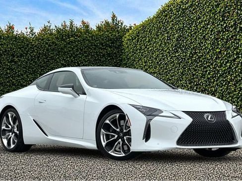 Used 2018 Lexus LC 500 Coupe w/ Performance Package RWD image 2