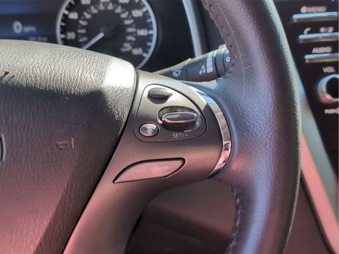 Used 2023 Nissan Murano SV w/ SV Midnight Edition Package FWD image 23
