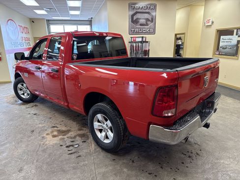 Used 2017 RAM 1500 Express image 8