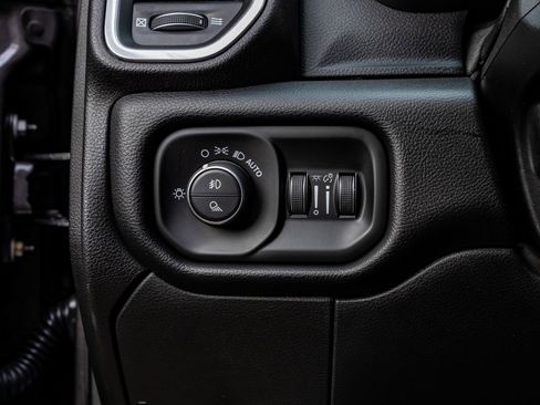 Used 2019 RAM 2500 Laramie w/ Night Edition AWD/4WD image 21