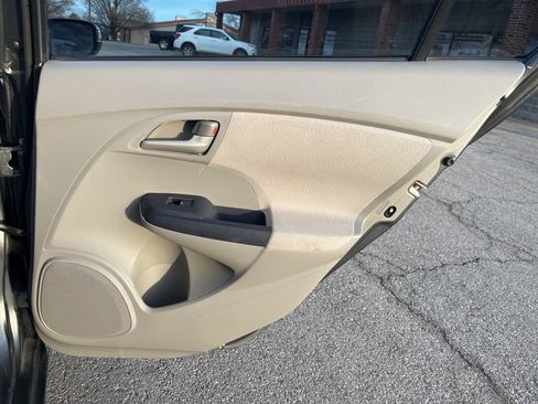 Used 2010 Honda Insight EX image 26