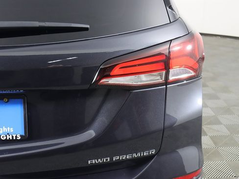 Used 2022 Chevrolet Equinox Premier image 15