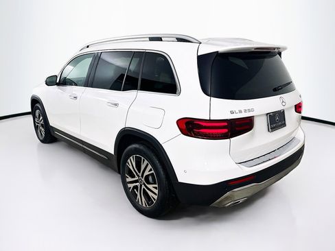 Certified 2025 Mercedes-Benz GLB 250 4MATIC image 7