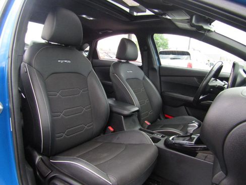 Used 2022 Kia Forte GT-Line w/ GT-Line Premium Package FWD image 24