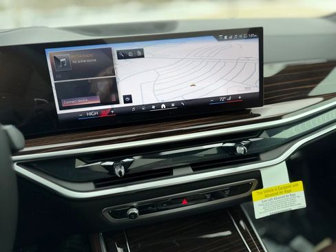 New 2026 BMW X5 xDrive40i w/ Climate Comfort Package image 17