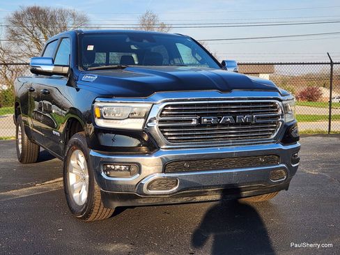 Used 2023 RAM 1500 Laramie AWD/4WD image 6