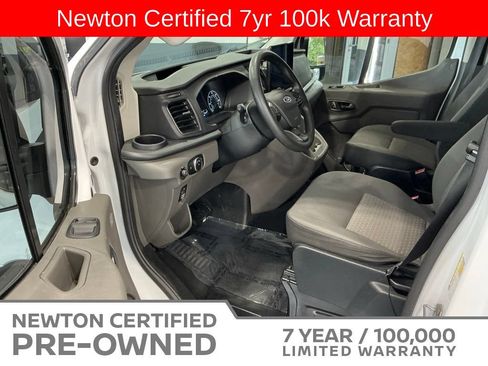 Used 2023 Ford Transit 350 XLT RWD image 4