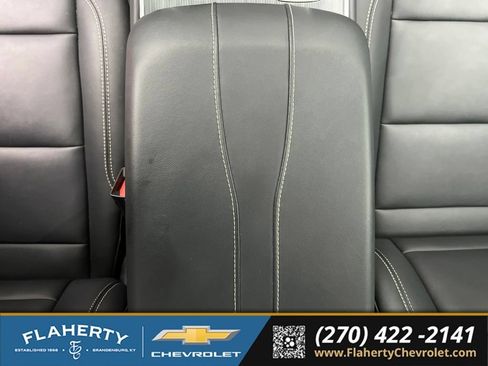 Used 2026 GMC Acadia Elevation w/ Elevation Premium Package FWD image 33