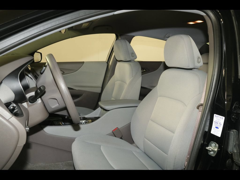 Used 2025 Chevrolet Malibu LT FWD image 20