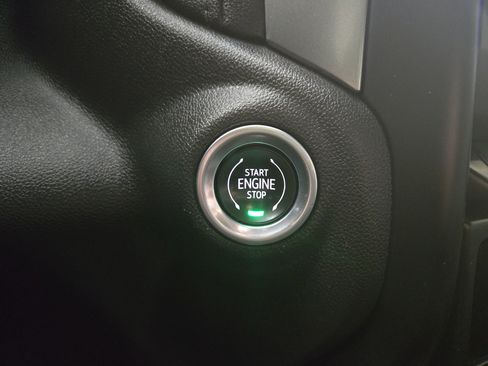 Used 2020 Chevrolet Silverado 1500 RST w/ All-Star Edition image 24