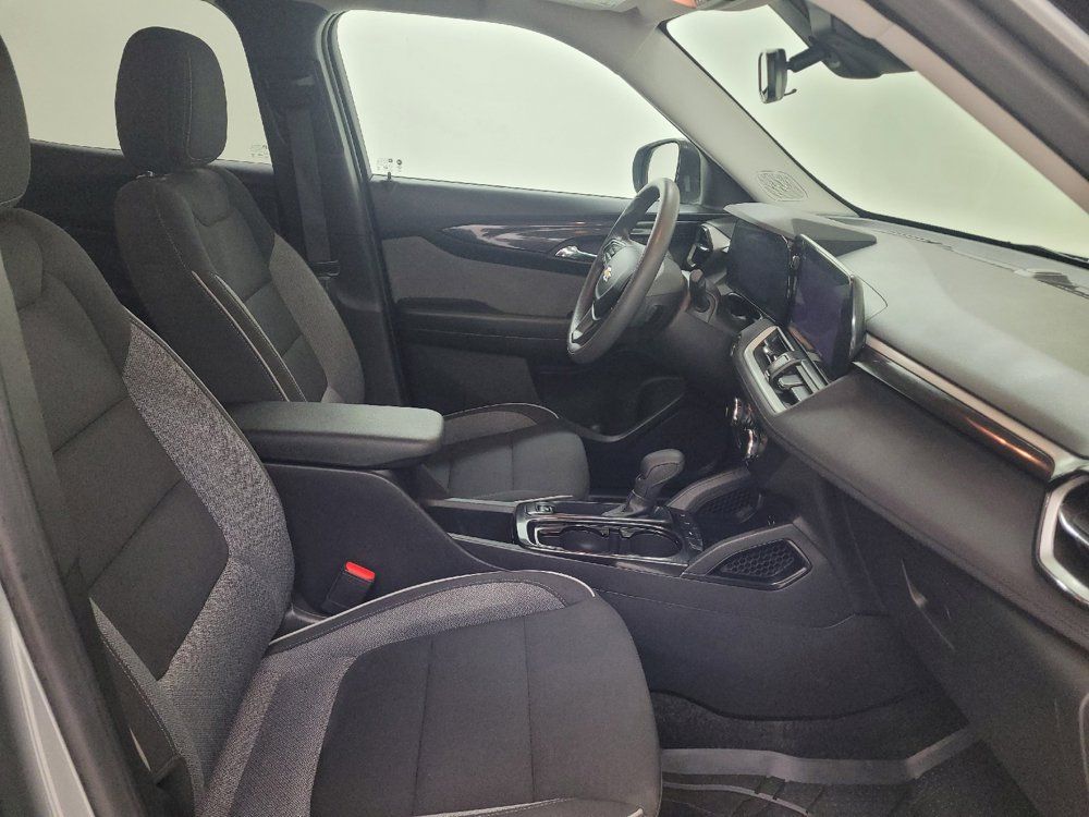 Used 2025 Chevrolet TrailBlazer LS w/ LS Convenience Package FWD image 21