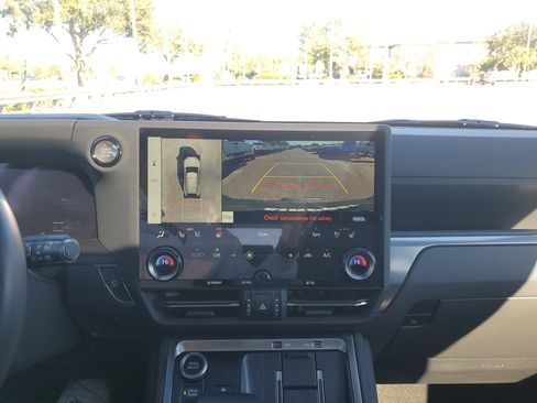 Used 2024 Lexus GX 550 GX 550 Overtrail+ image 22