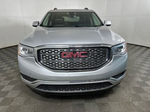 Used 2019 GMC Acadia Denali AWD/4WD image 8