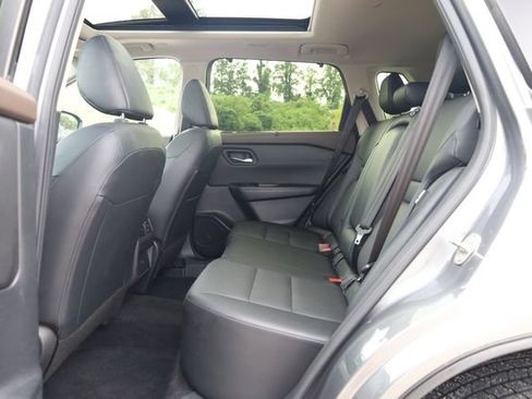 Used 2023 Nissan Rogue SV w/ SV Premium B Package AWD/4WD image 28