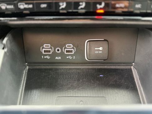 Used 2025 Jeep Grand Cherokee Altitude AWD/4WD image 26