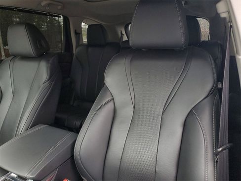 Certified 2023 Acura MDX SH-AWD w/ Technology Package image 17