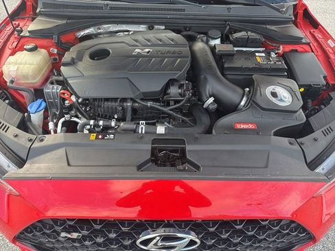 Used 2022 Hyundai Veloster N image 25