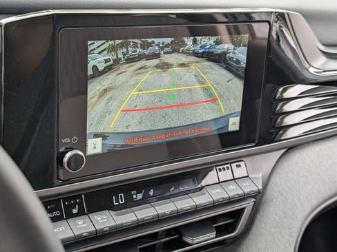 Used 2025 Toyota Camry LE w/ Convenience Package image 22