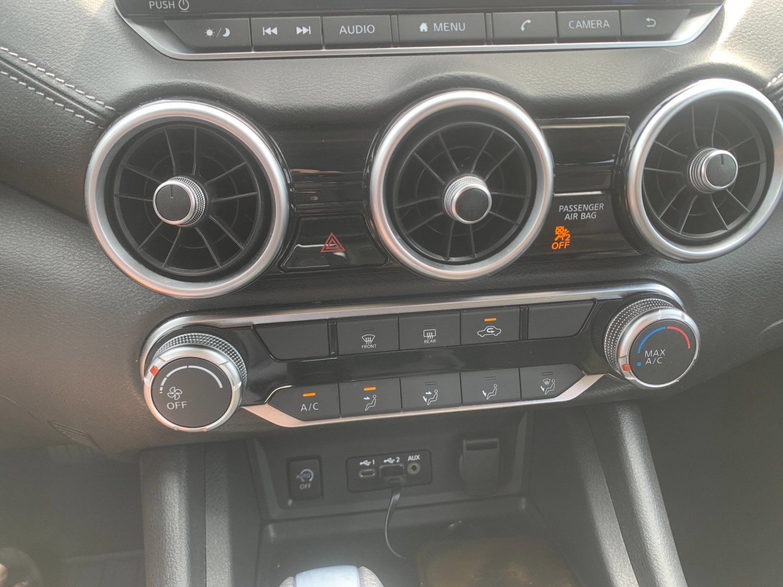Used 2025 Nissan Sentra SV FWD image 24