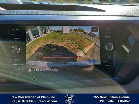 Certified 2023 Volkswagen Taos SE image 14