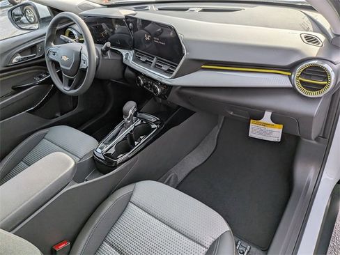 New 2026 Chevrolet Trax LT image 35