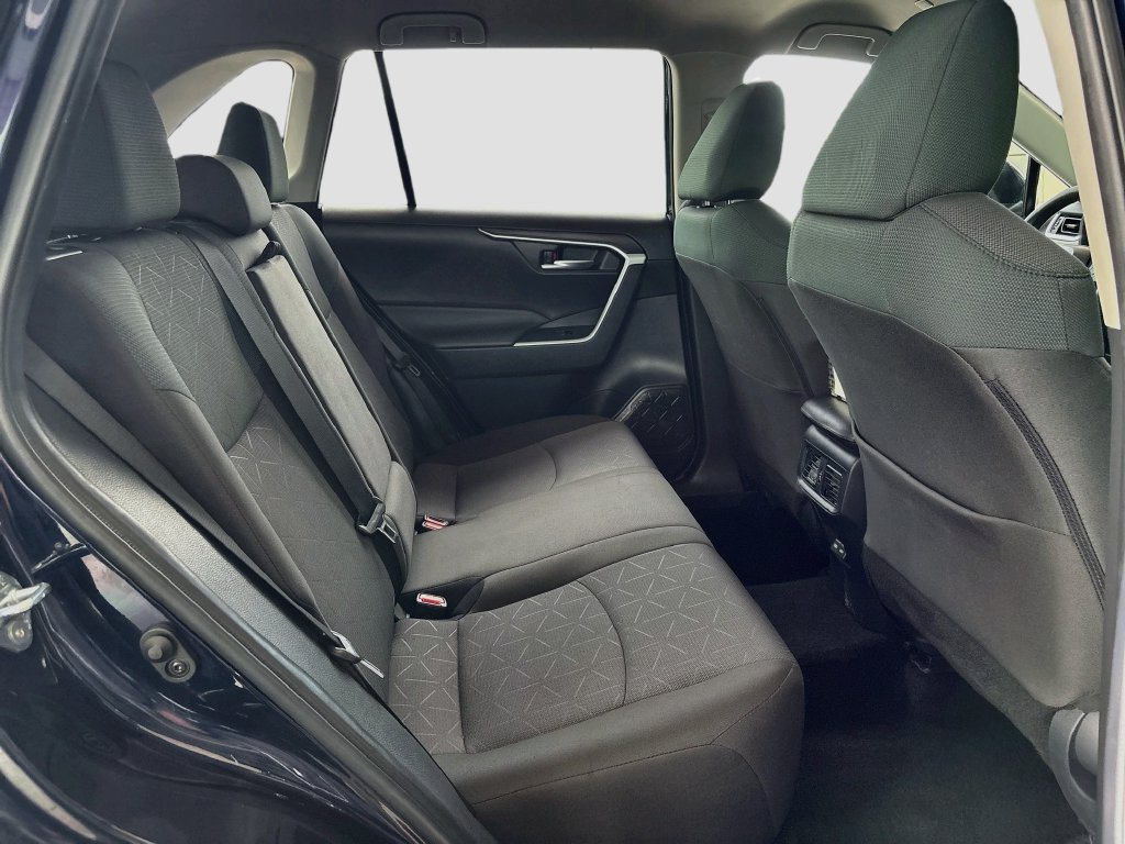 Certified 2025 Toyota RAV4 XLE FWD image 21