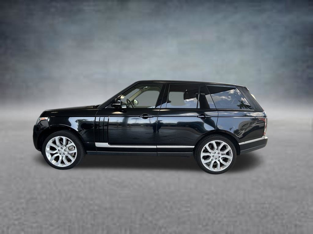 Used 2017 Land Rover Range Rover Supercharged AWD/4WD image 4