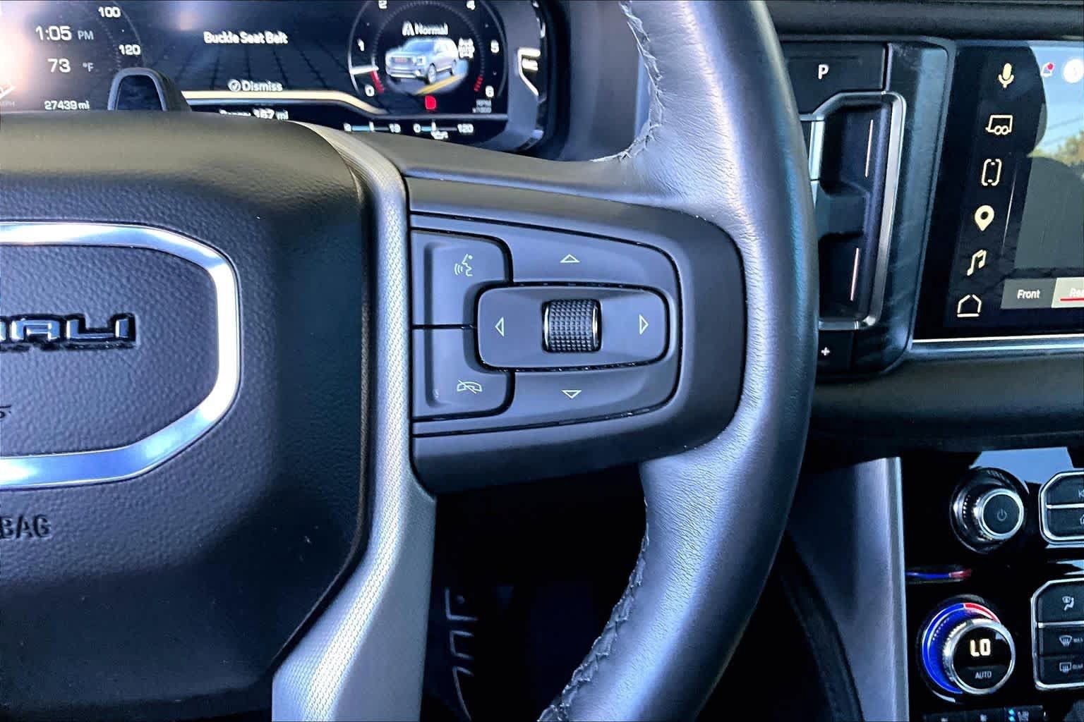 Used 2024 GMC Yukon Denali w/ Advanced Technology Package AWD/4WD image 25