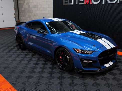 Used 2021 Ford Mustang Shelby GT500 w/ Technology Package RWD image 16