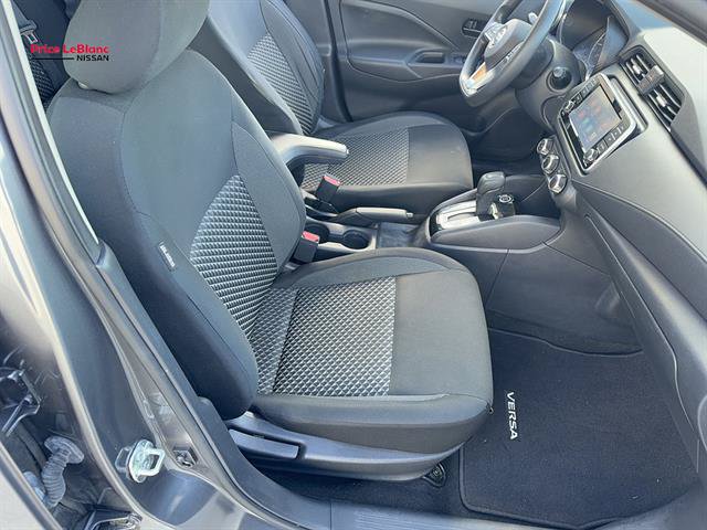 Used 2020 Nissan Versa S FWD image 14