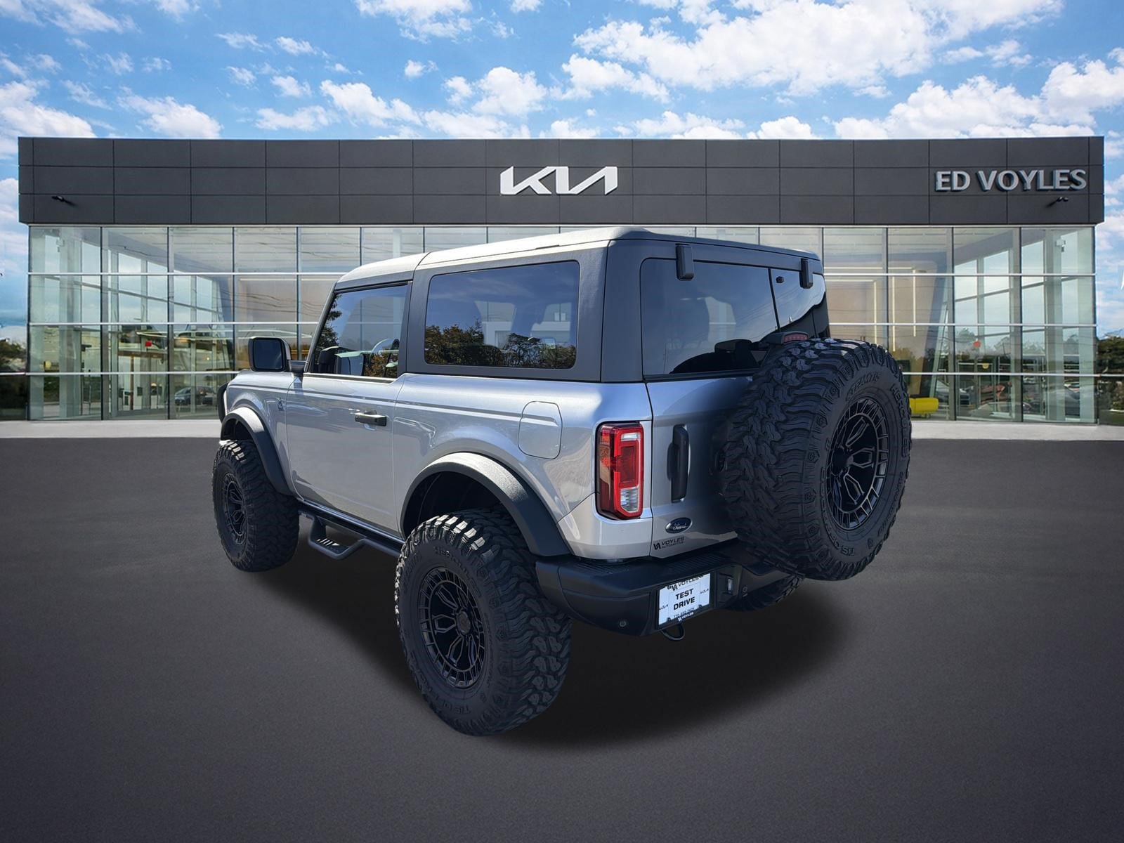 Used 2024 Ford Bronco Black Diamond AWD/4WD image 5