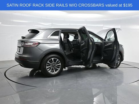 Used 2023 Lincoln Nautilus FWD w/ Premium Package image 4