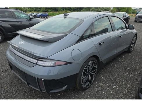 Used 2024 Hyundai Ioniq 6 Limited AWD/4WD image 3