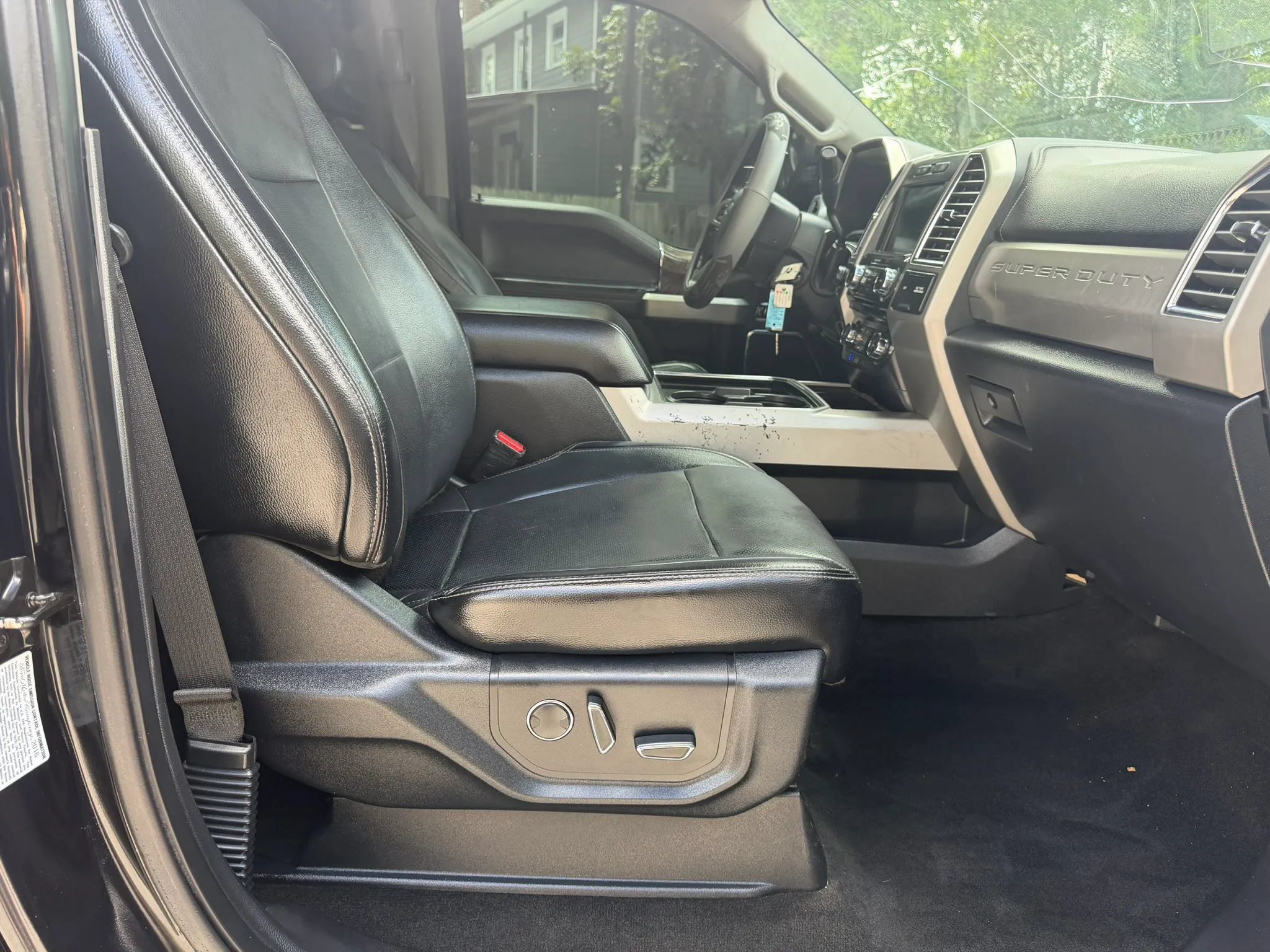 Used 2017 Ford F350 Lariat w/ Chrome Package AWD/4WD image 13